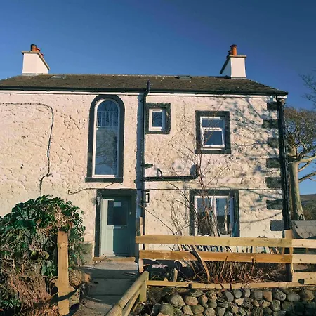 Hycemoorside House